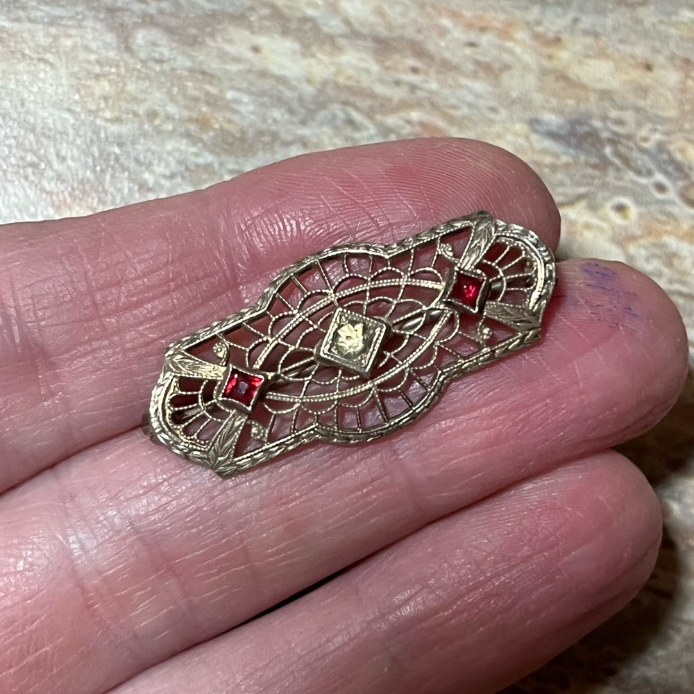 Art Deco Sterling Silver Ornate Design Small Pin With Pink Gems And Clear Gem